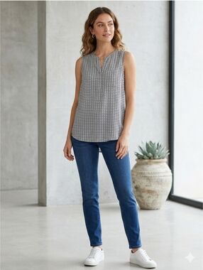 Kenar Black & White Geometric Diamond Pattern Sleeveless Blouse Size Medium